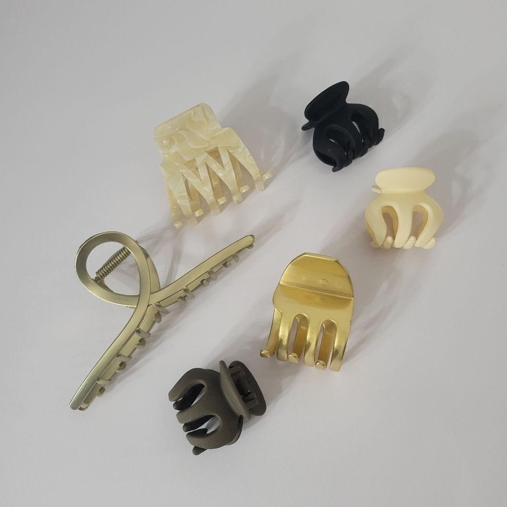 Bundle of hair clips